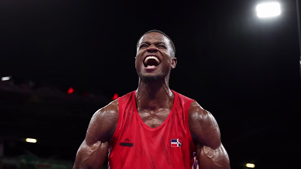 Medallista Olímpico Pinales debuta en el Boxeo Profesional  desde Santo Domingo